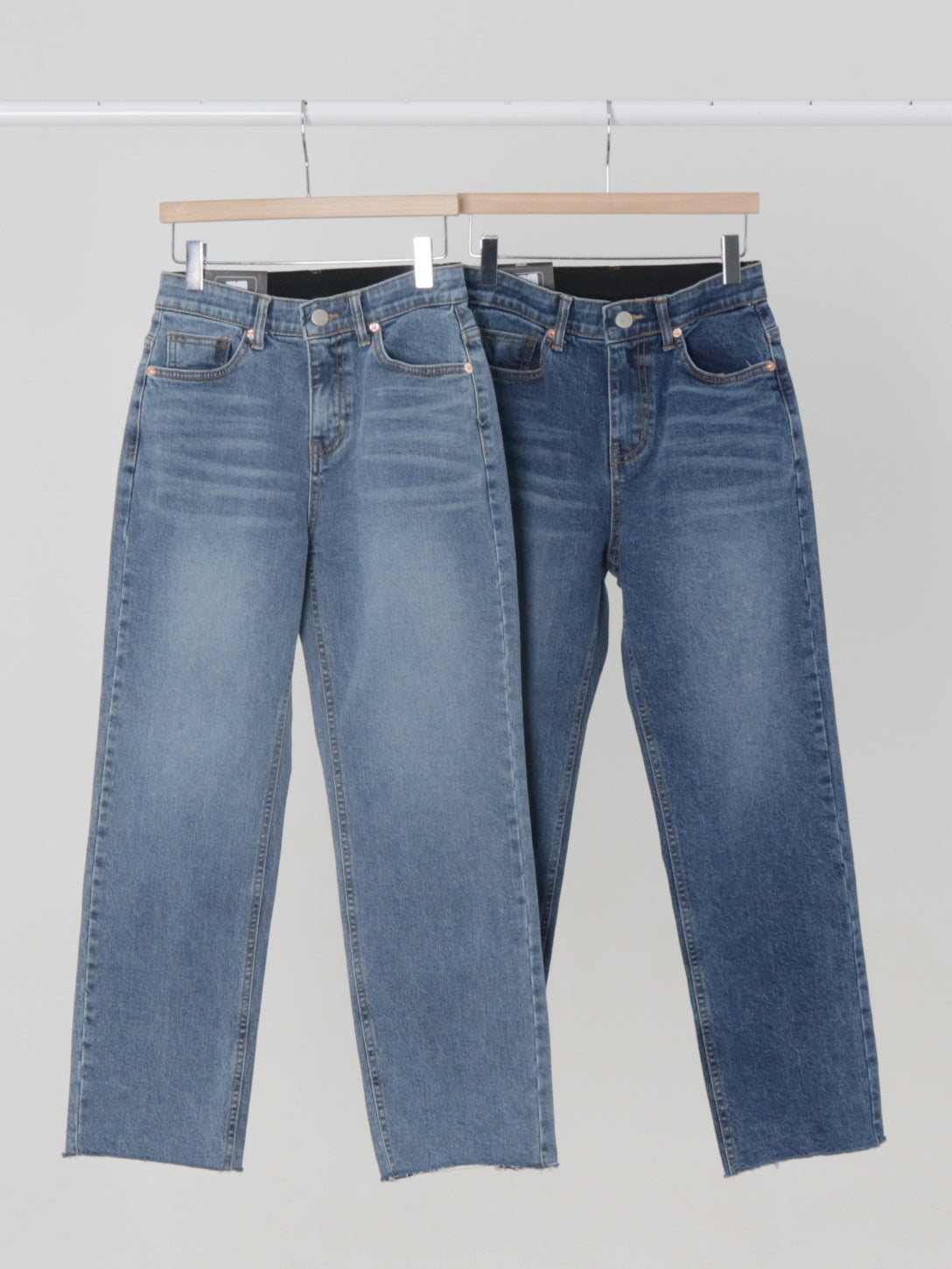 straight leg jeans (ankle length)