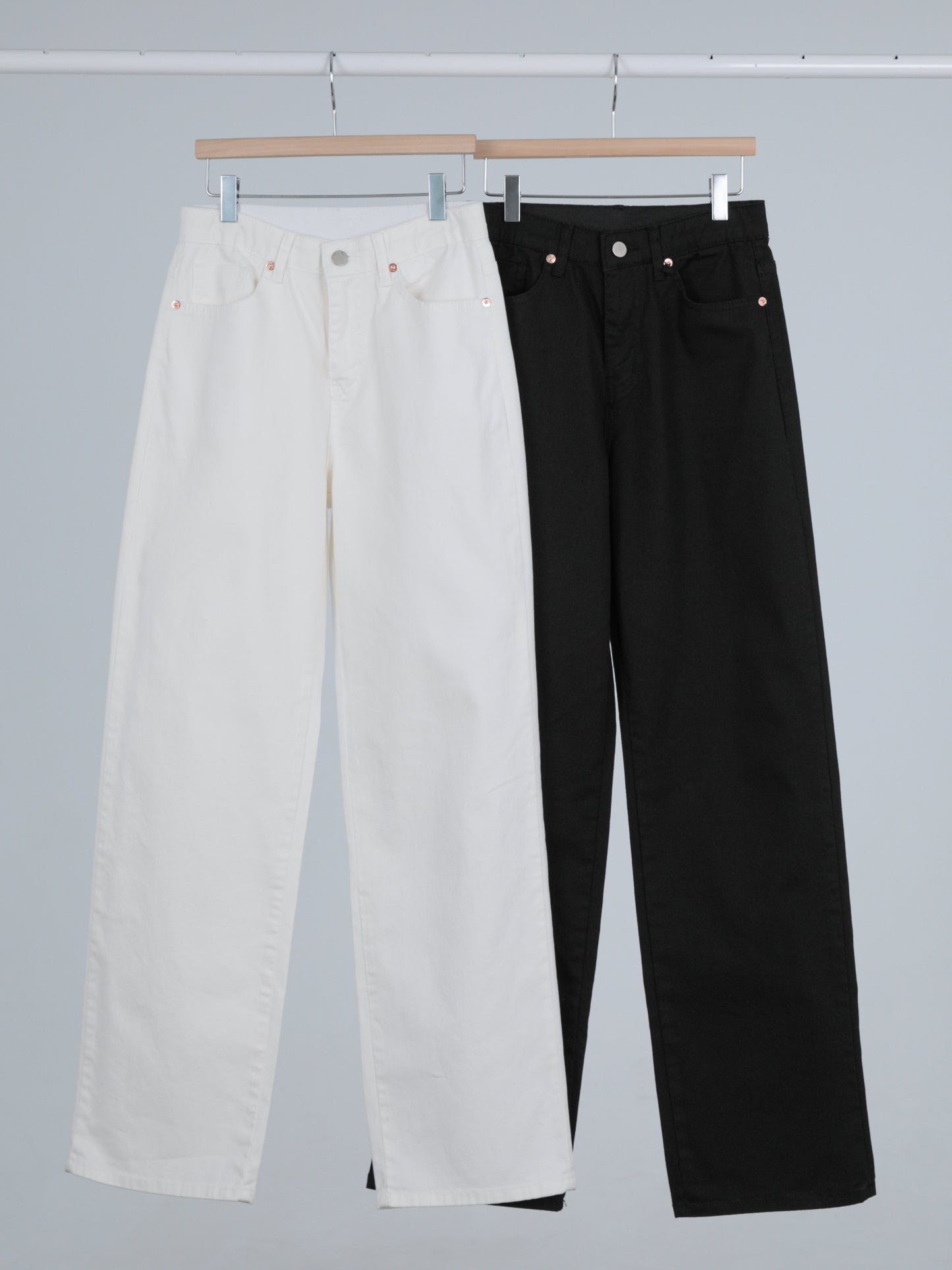 straight leg jeans with secret elastic band