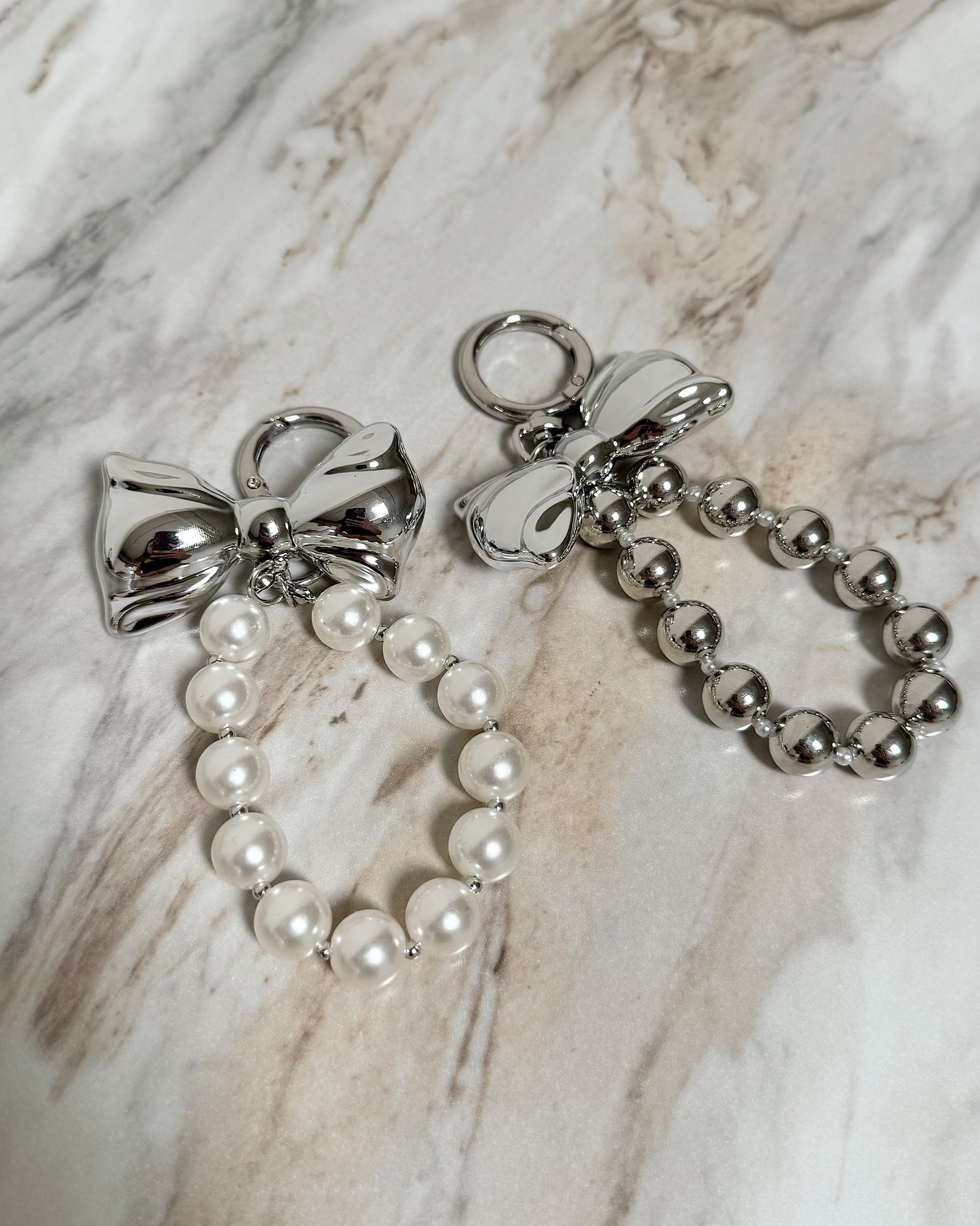 pearl ribbon key chain